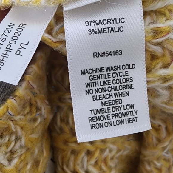Kensie Yellow Metallic Knit Cozy Sweater Size XL - Picture 7 of 9